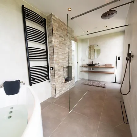 Holiday home Wellness With Whirlpool And Sauna *