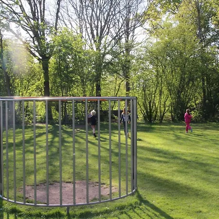 Wellness With Whirlpool And Sauna Vakantiehuis *